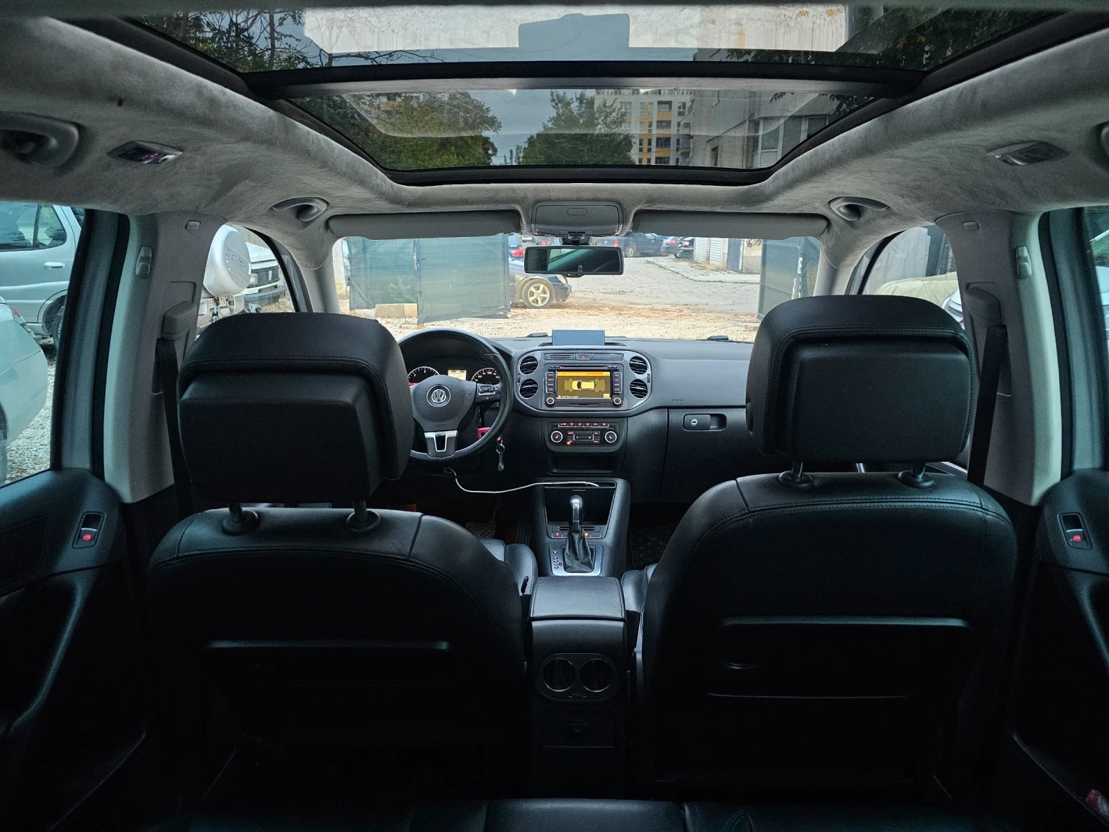 VW Tiguan 2.0TdI Face Full EX, снимка 10 - Автомобили и джипове - 56544305
