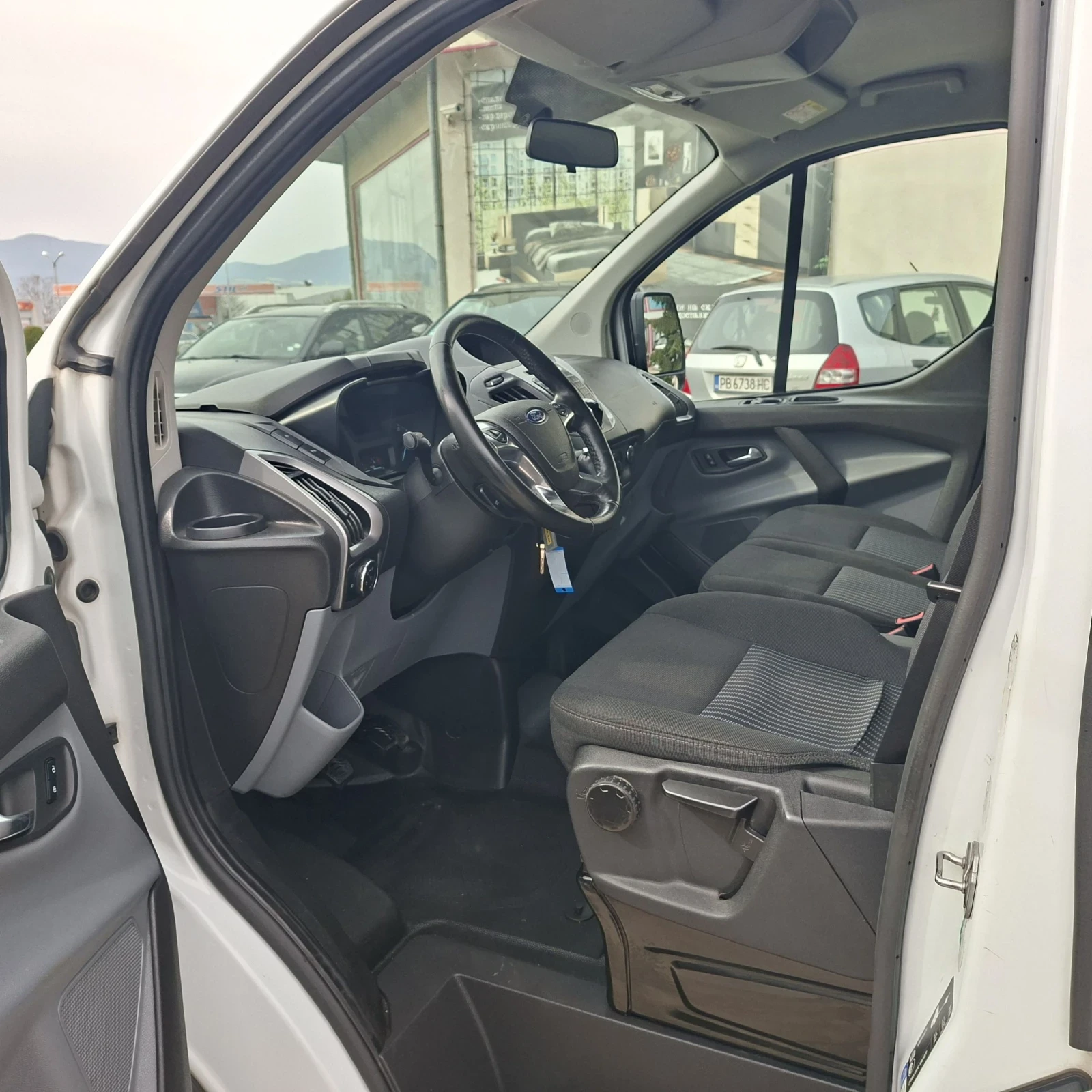 Ford Transit Custom TDCI 9MESTA KLIMA 6skorosti - изображение 7