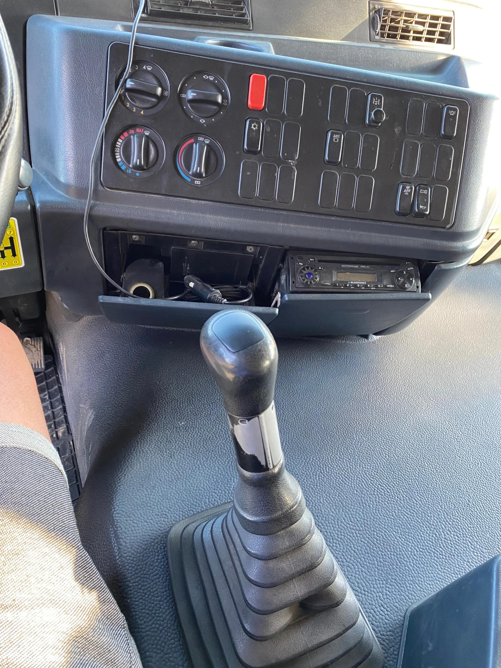 Mercedes-Benz Actros 4148 | Mobile.bg   11