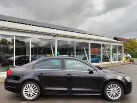 VW Jetta 2, 0 - 13599 лв. - 10573508 3