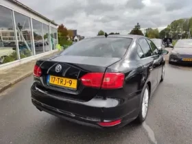 VW Jetta 2, 0 - 13599 лв. - 10573508 5