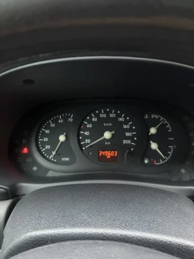 Renault Clio - 1100 € / 2151.41 лв. - 76744240 8