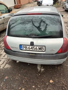 Renault Clio - 1100 € / 2151.41 лв. - 76744240 3