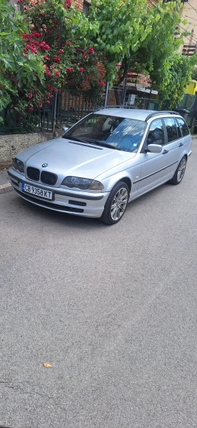 BMW 320 