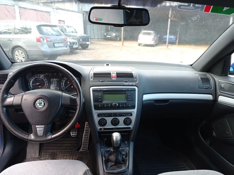 Skoda Octavia 2.0t VRS, снимка 7 - Автомобили и джипове - 46668184