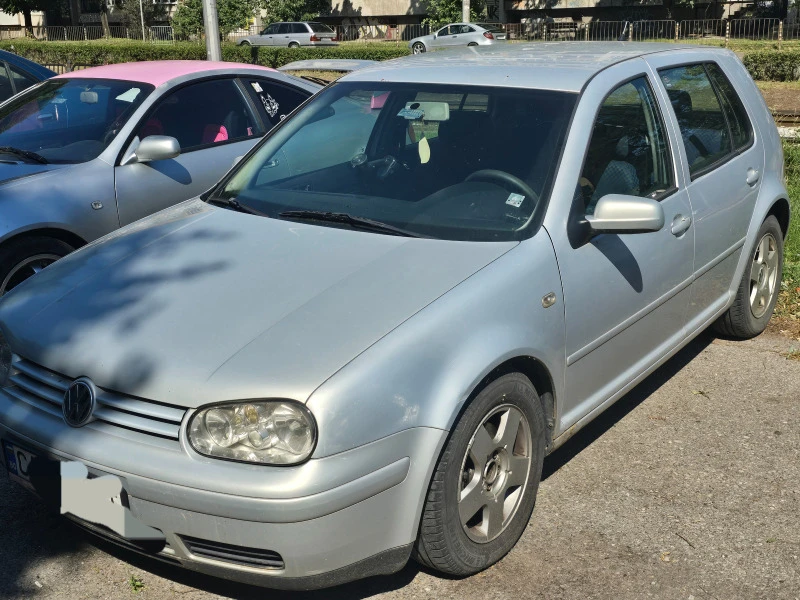 VW Golf 1.9 TDI, снимка 2 - Автомобили и джипове - 46302715