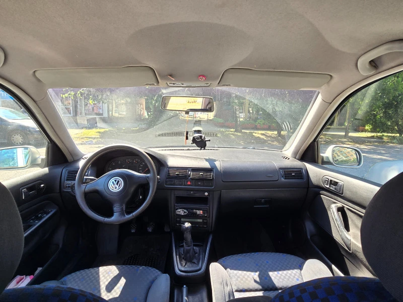 VW Golf 1.9 TDI, снимка 6 - Автомобили и джипове - 46302715