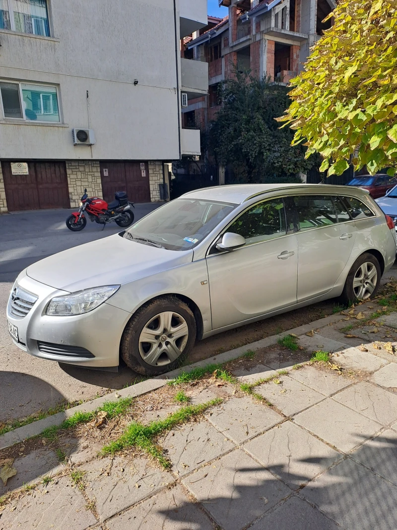 Opel Insignia, снимка 8 - Автомобили и джипове - 47703796