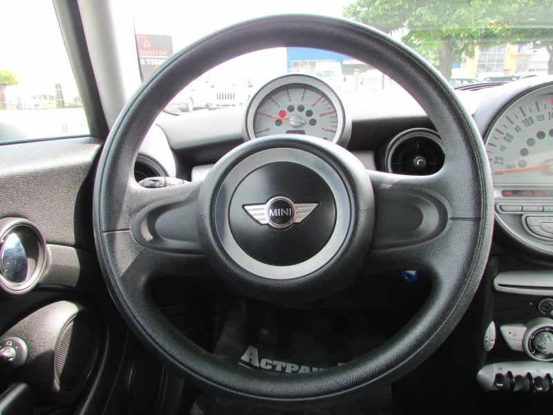 Mini Cooper 1.6D EURO4, снимка 11 - Автомобили и джипове - 50327685