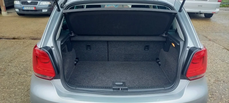 VW Polo 1.2TSI/Автомат/105к.с./Швейцария, снимка 13 - Автомобили и джипове - 52666734
