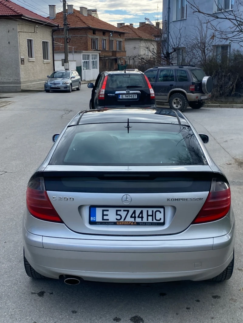 Mercedes-Benz C 200, снимка 5 - Автомобили и джипове - 52955656