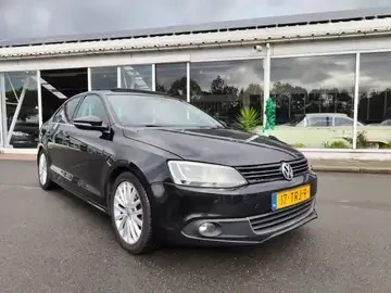 VW Jetta 2, 0 - изображение 2