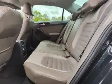 VW Jetta 2, 0 | Mobile.bg — изображение 11