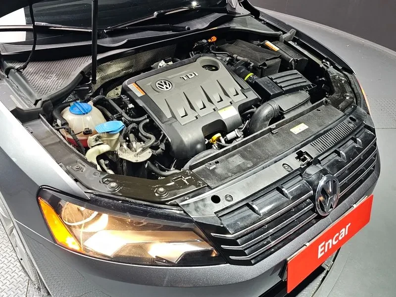 VW Passat 2.0 TDI, снимка 6 - Автомобили и джипове - 54298605