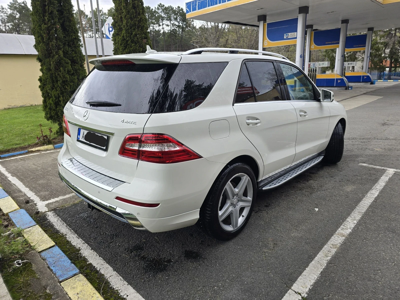 Mercedes-Benz ML 550  - изображение 7