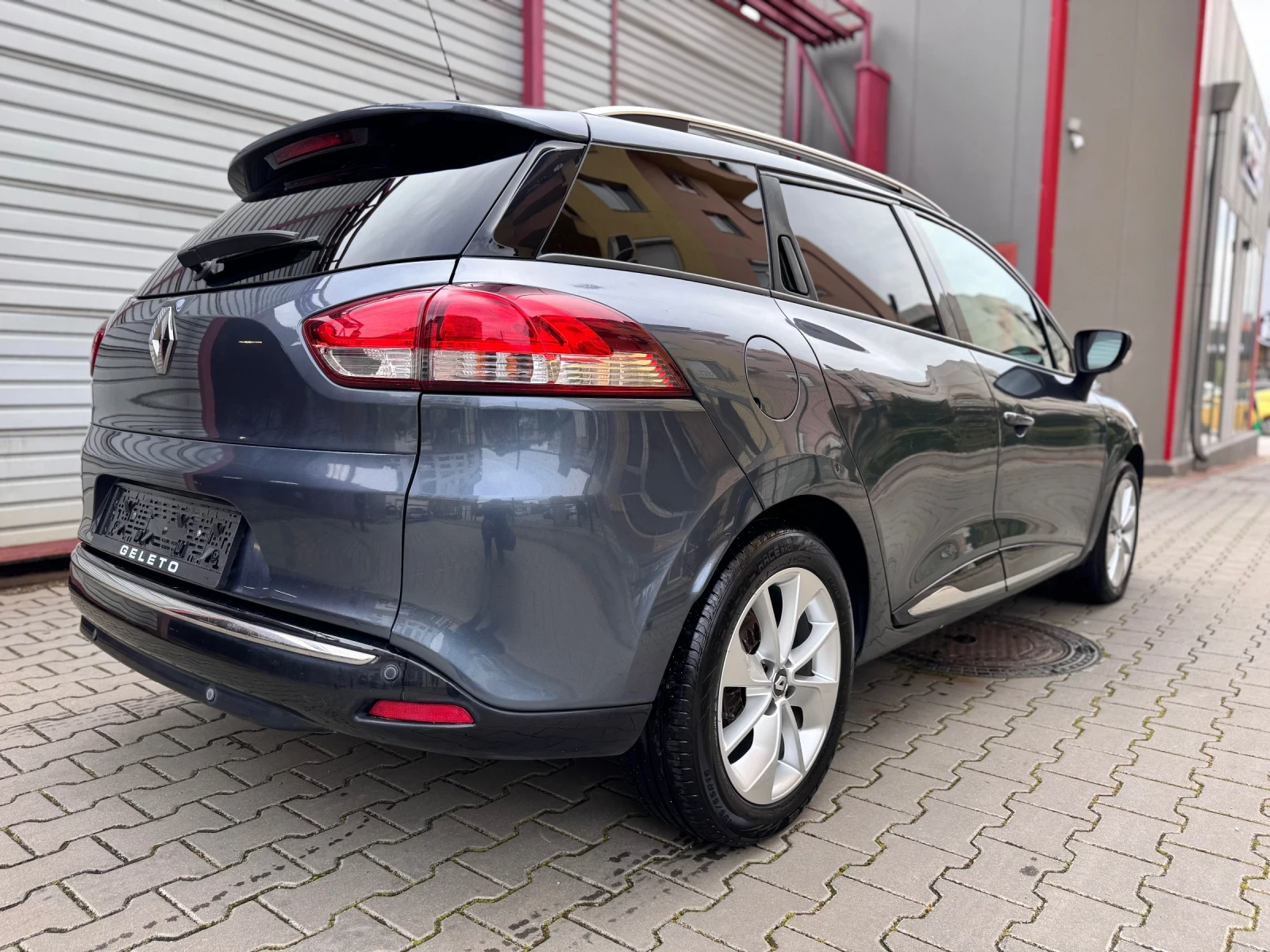 Renault Clio 1.2i limited - изображение 6