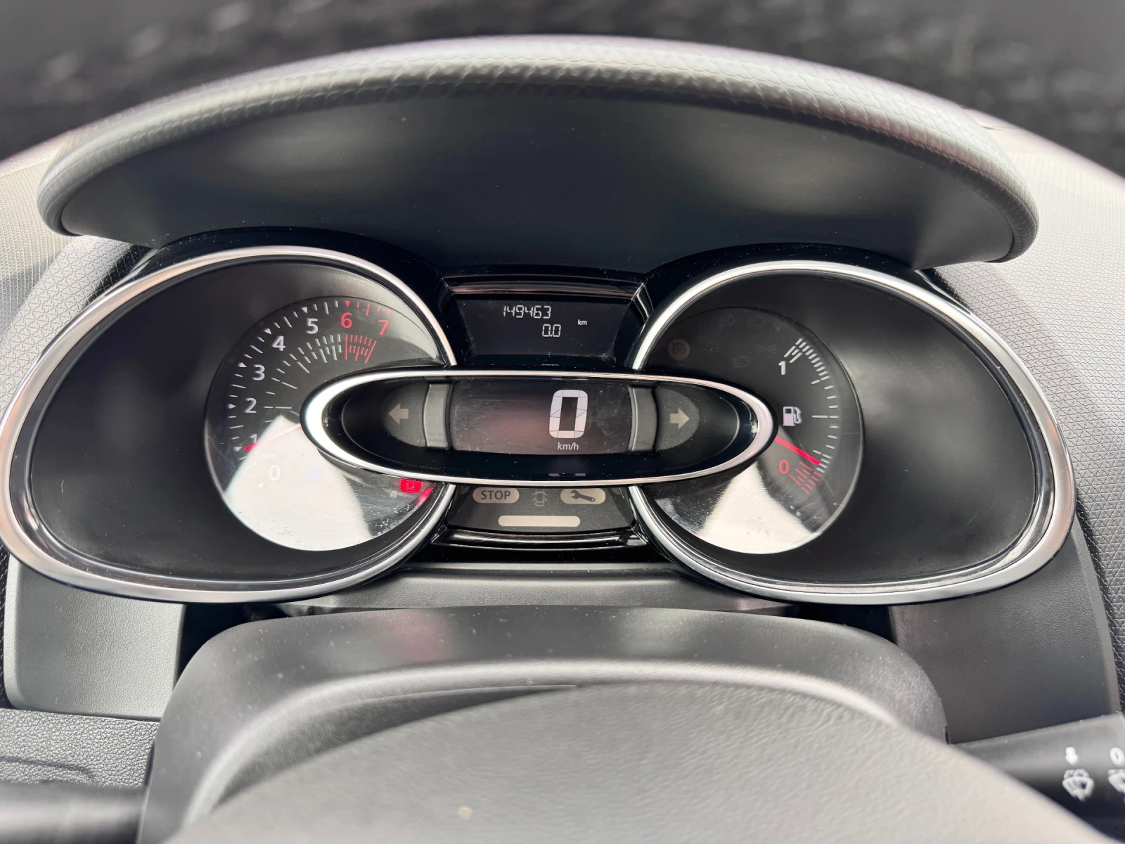 Renault Clio 1.2i limited - изображение 10
