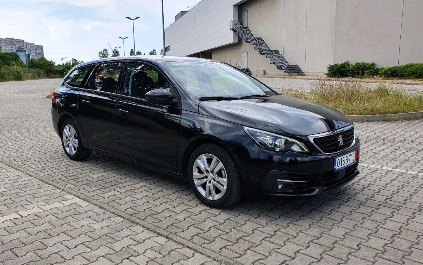Peugeot 308 1.5HDI/130kc/Aвтоматик - изображение 3