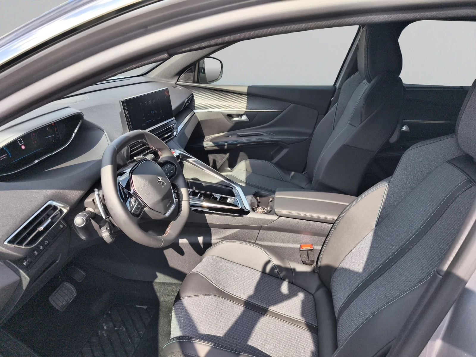 Peugeot 5008 ALLURE 1.5 BlueHDi 130 S&S EAT8 EURO 6.4/2411R07 - изображение 10