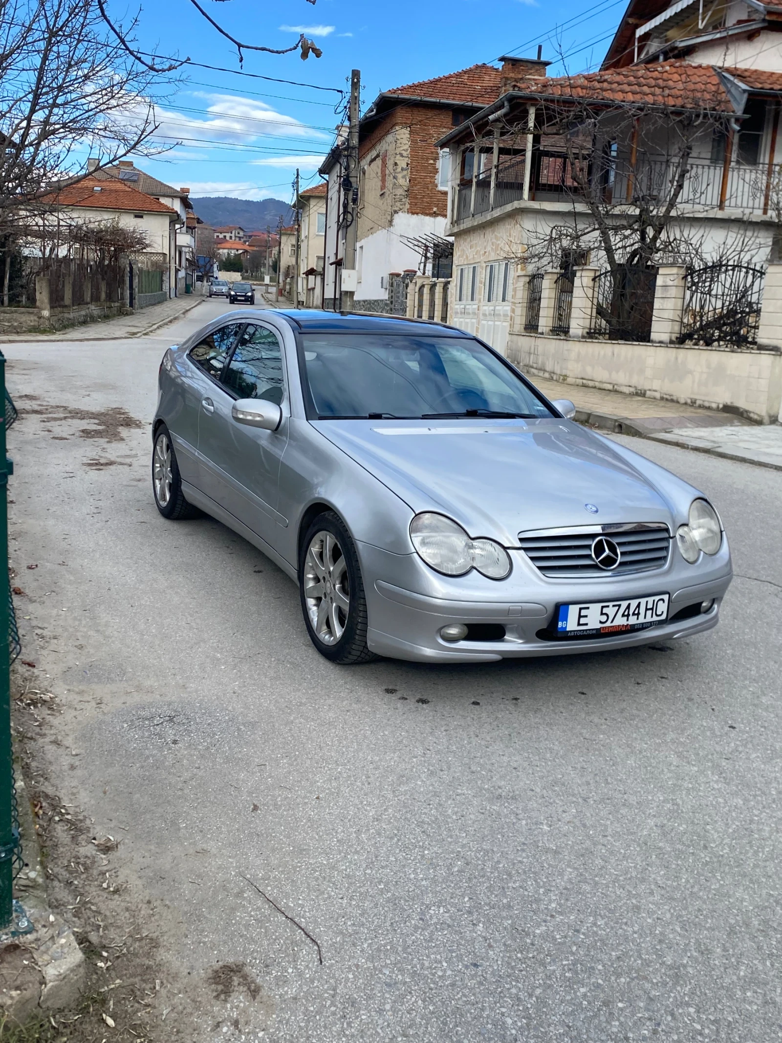 Mercedes-Benz C 200  - изображение 4