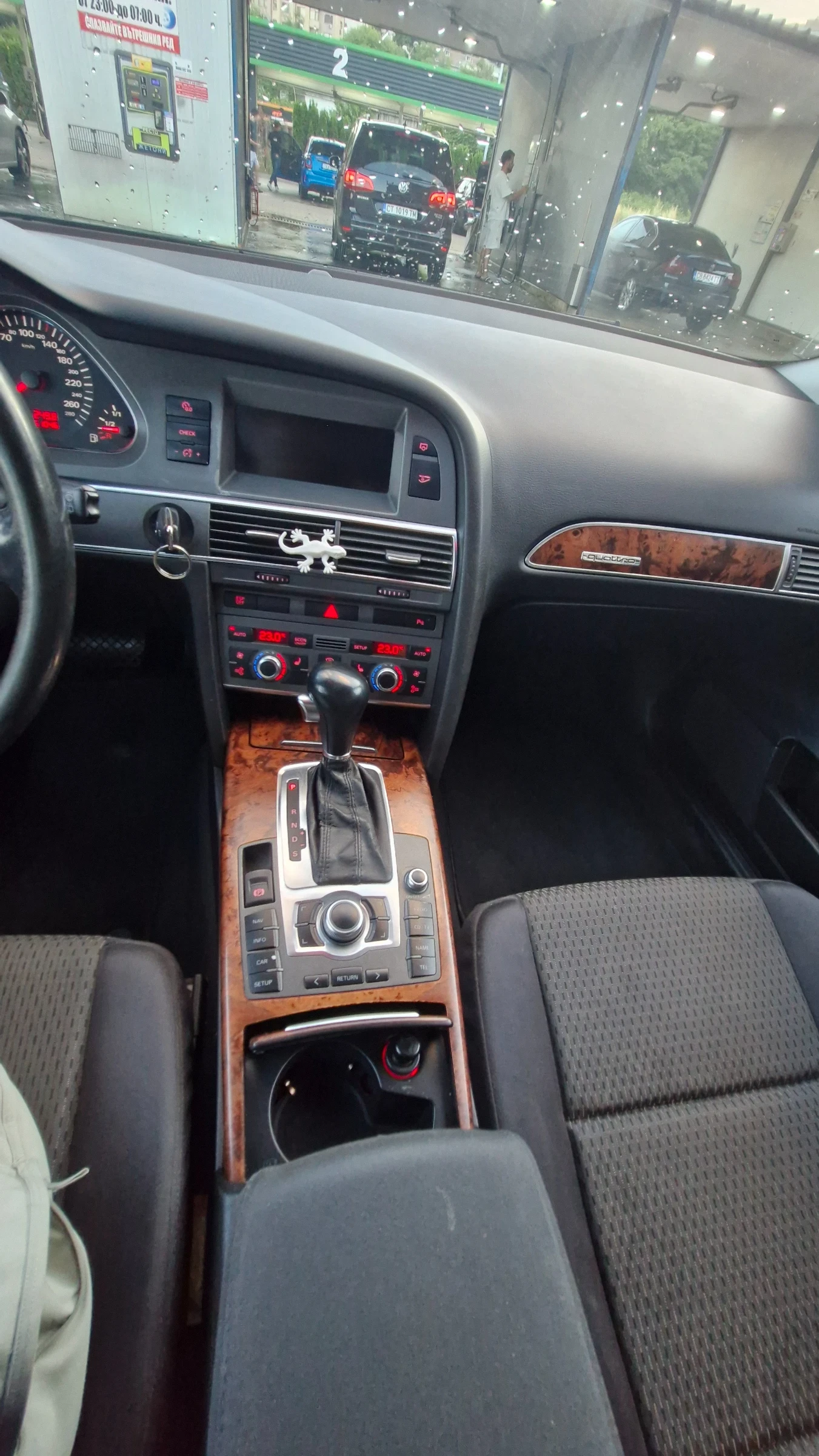 Audi A6, снимка 9 - Автомобили и джипове - 54986243