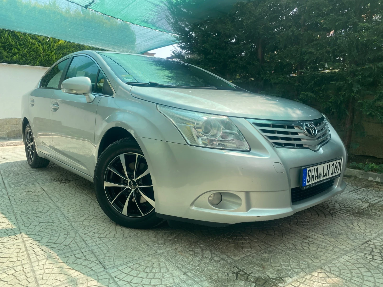 Toyota Avensis 1.8 VVT-i, снимка 5 - Автомобили и джипове - 53860112