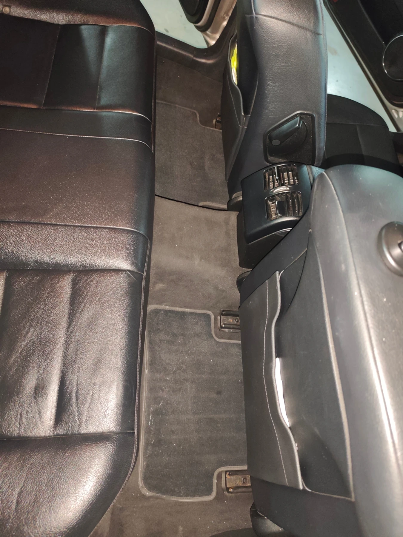 Mercedes-Benz C 280, снимка 14 - Автомобили и джипове - 54072428