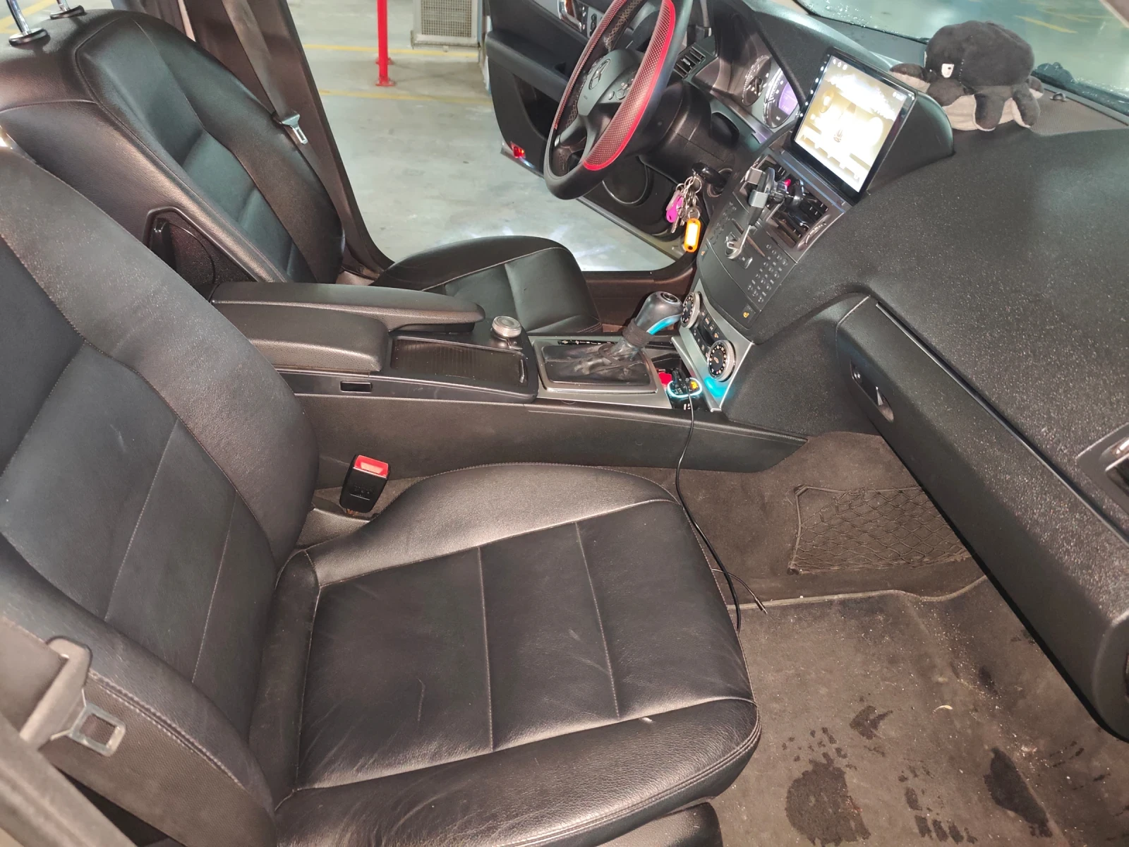 Mercedes-Benz C 280, снимка 10 - Автомобили и джипове - 54072428