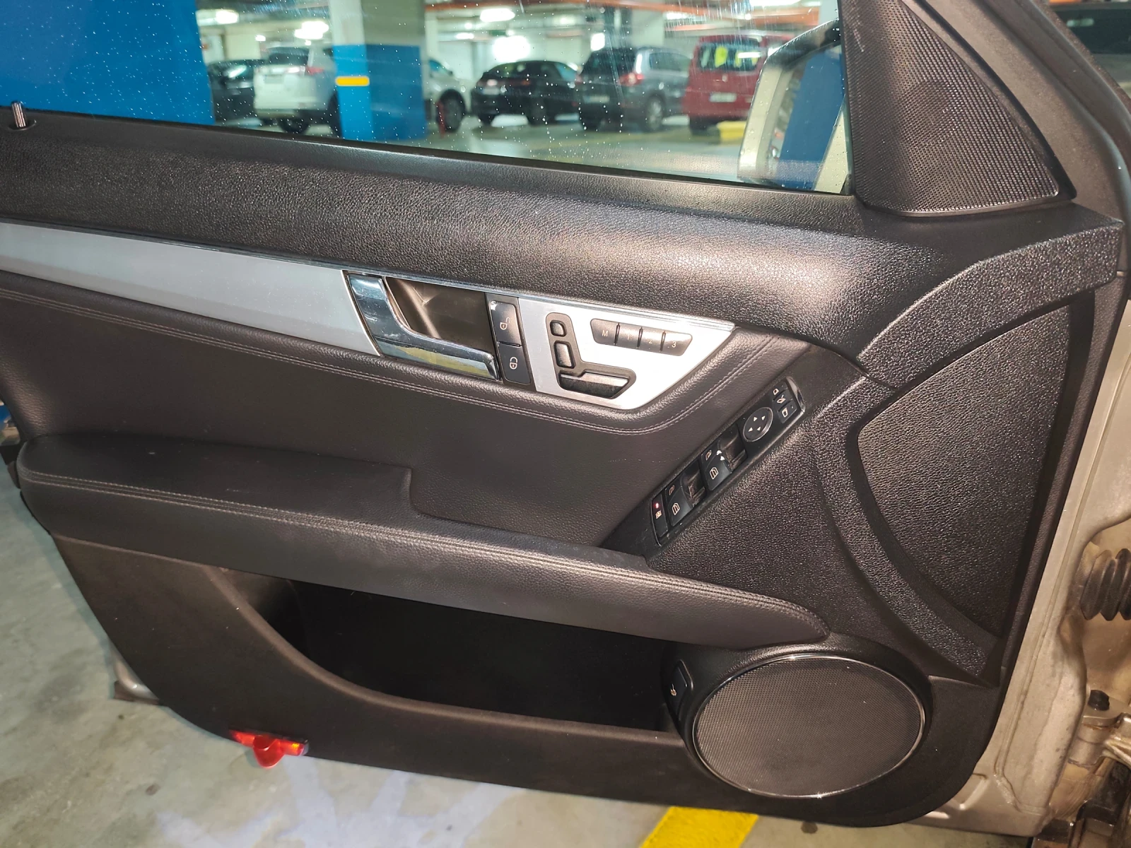 Mercedes-Benz C 280, снимка 7 - Автомобили и джипове - 54072428