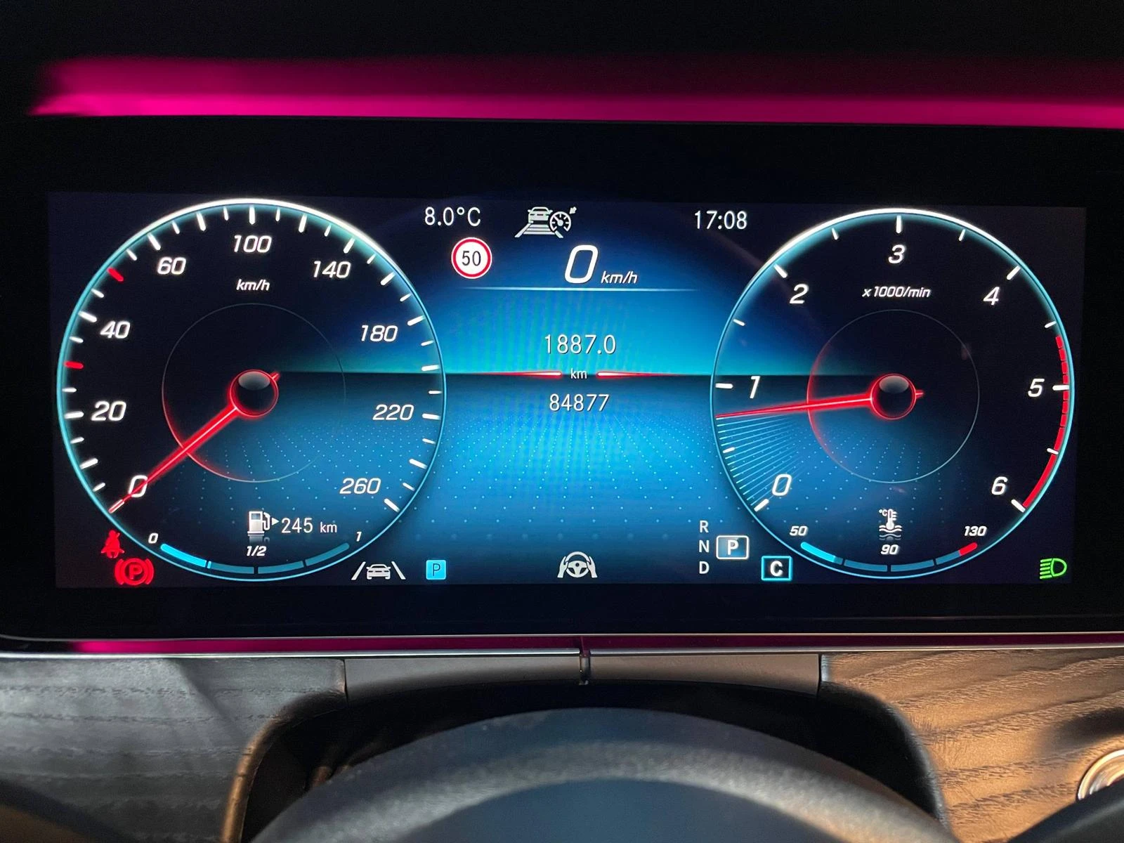 Mercedes-Benz E 220 D Facelift ! 4matic ! AMG Line !, снимка 14 - Автомобили и джипове - 54134093