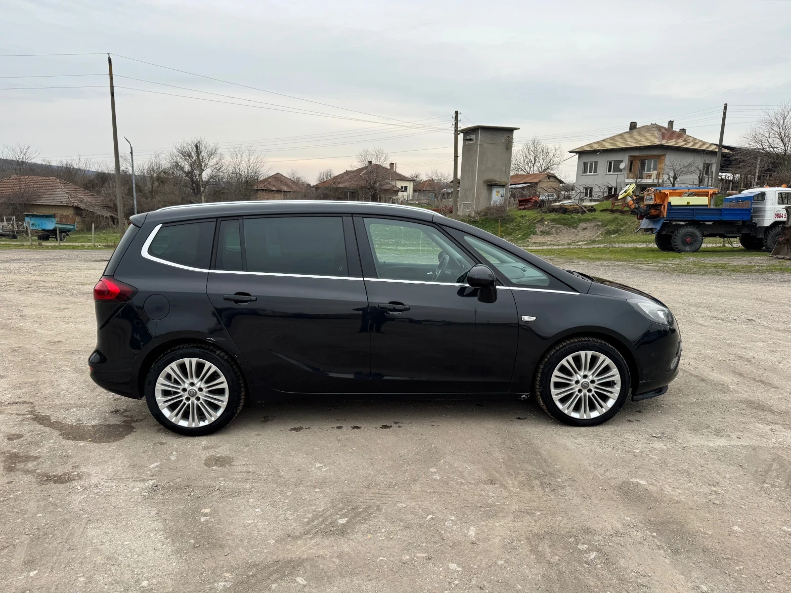 Opel Zafira, снимка 6 - Автомобили и джипове - 54162349