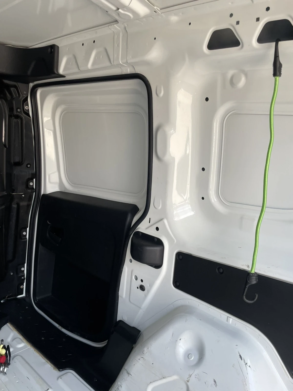 Opel Combo 1.6 CDTI EURO 6. Климатик , Перфектен автомобил, снимка 5 - Автомобили и джипове - 54429045