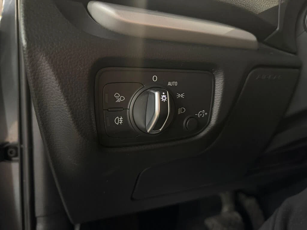 Audi A3 quattro Premium Sedan AWD | Mobile.bg � ����������� 9