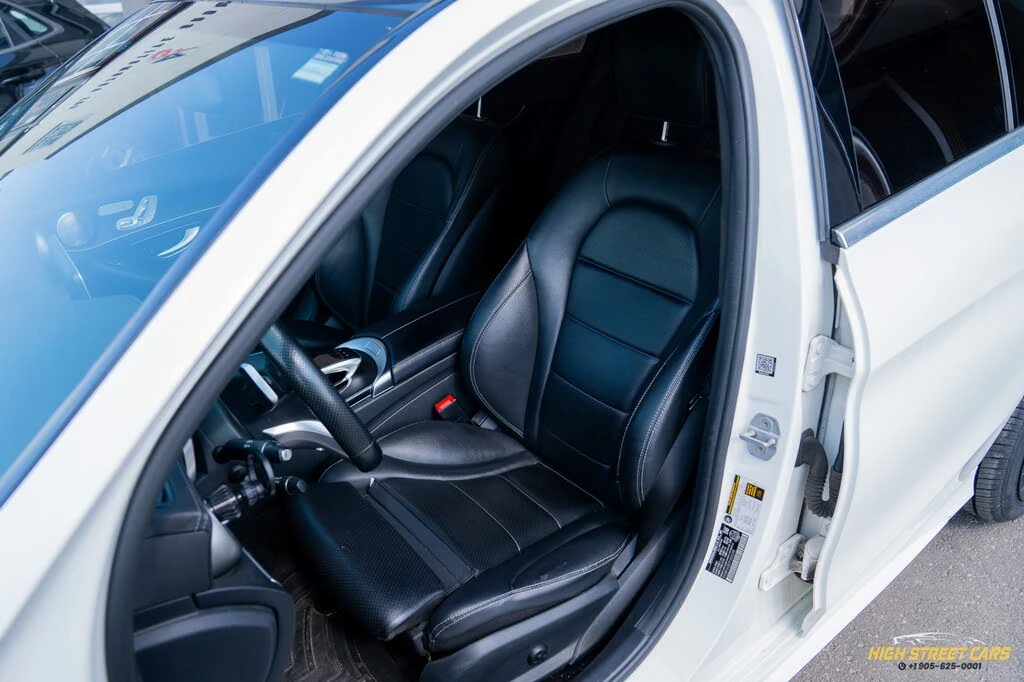Mercedes-Benz C 400 4MATIC* AMG* BURMESTER* KEYLESS* ПАНОРАМА* КАМЕРА, снимка 5 - Автомобили и джипове - 54969490