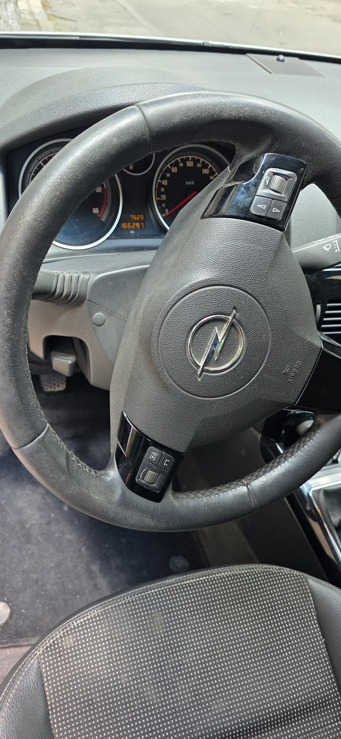 Opel Astra, снимка 13 - Автомобили и джипове - 55002296