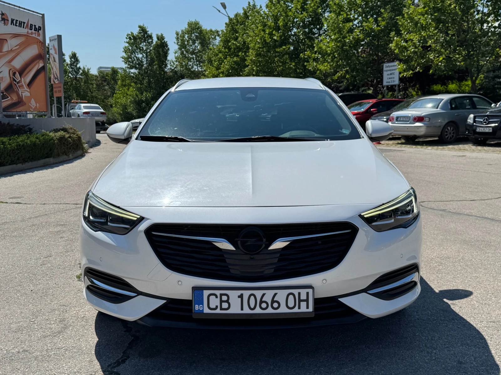 Opel Insignia Sports Tourer 2.0i 260 к.с./ГАРАНЦИЯ, снимка 8 - Автомобили и джипове - 55200620