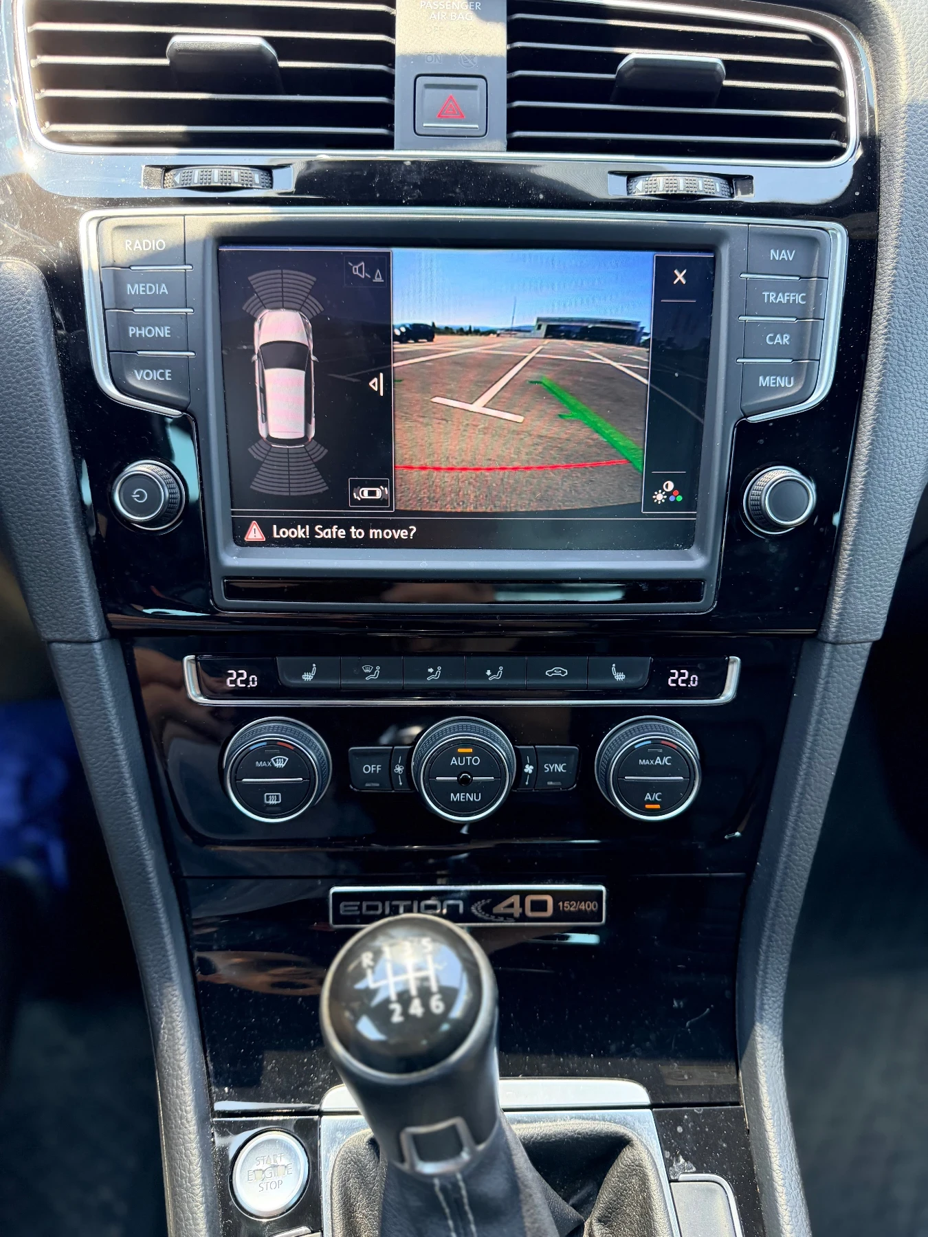 VW Golf 2.0TDi-R-Line-Юбилеен 152 брой от 400 , снимка 12 - Автомобили и джипове - 55333892