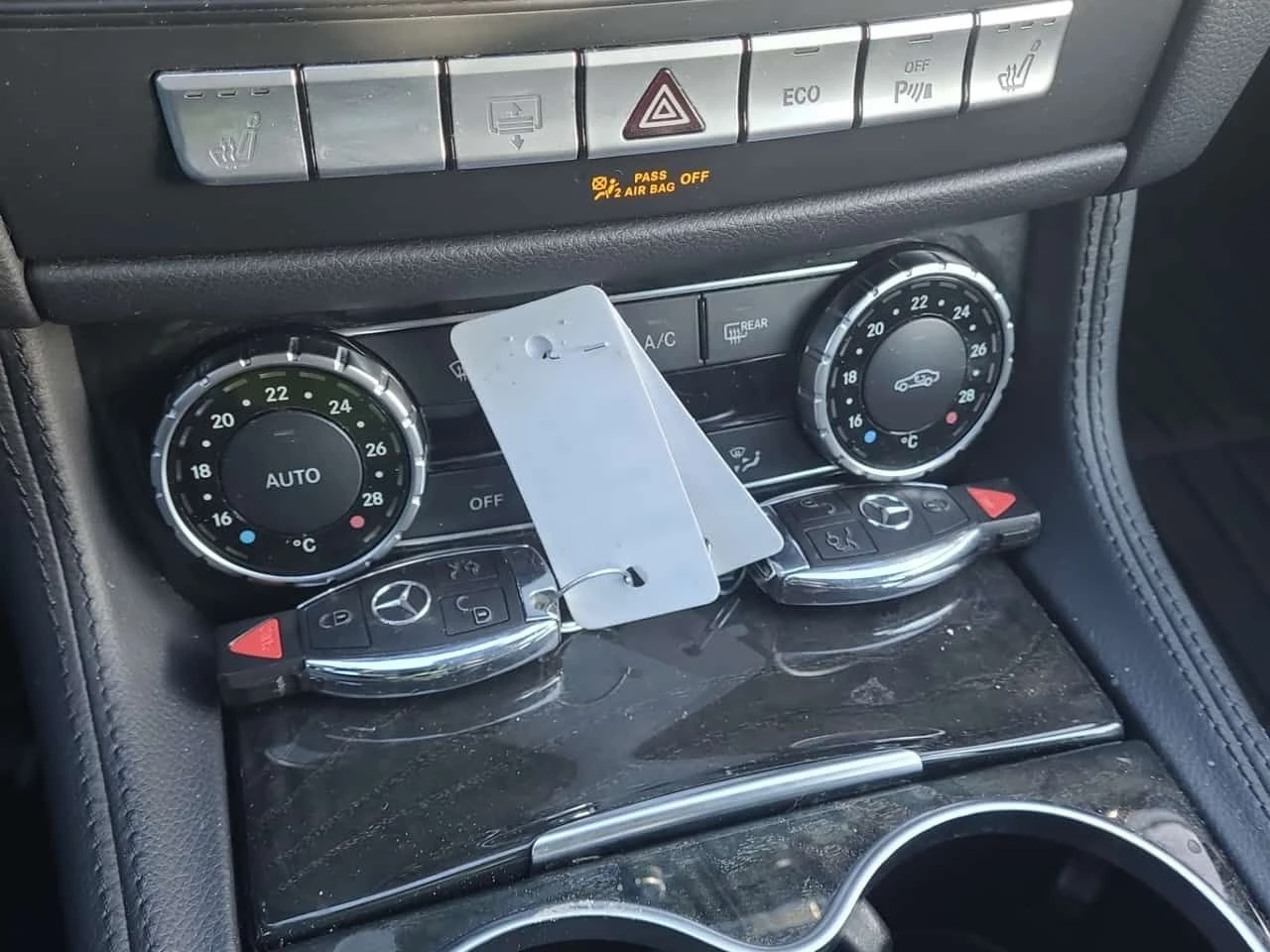 Mercedes-Benz CLS 400 * CARFAX * ОПЦИЯ ЗА ФИНАНСИРАНЕ , снимка 8 - Автомобили и джипове - 55355943