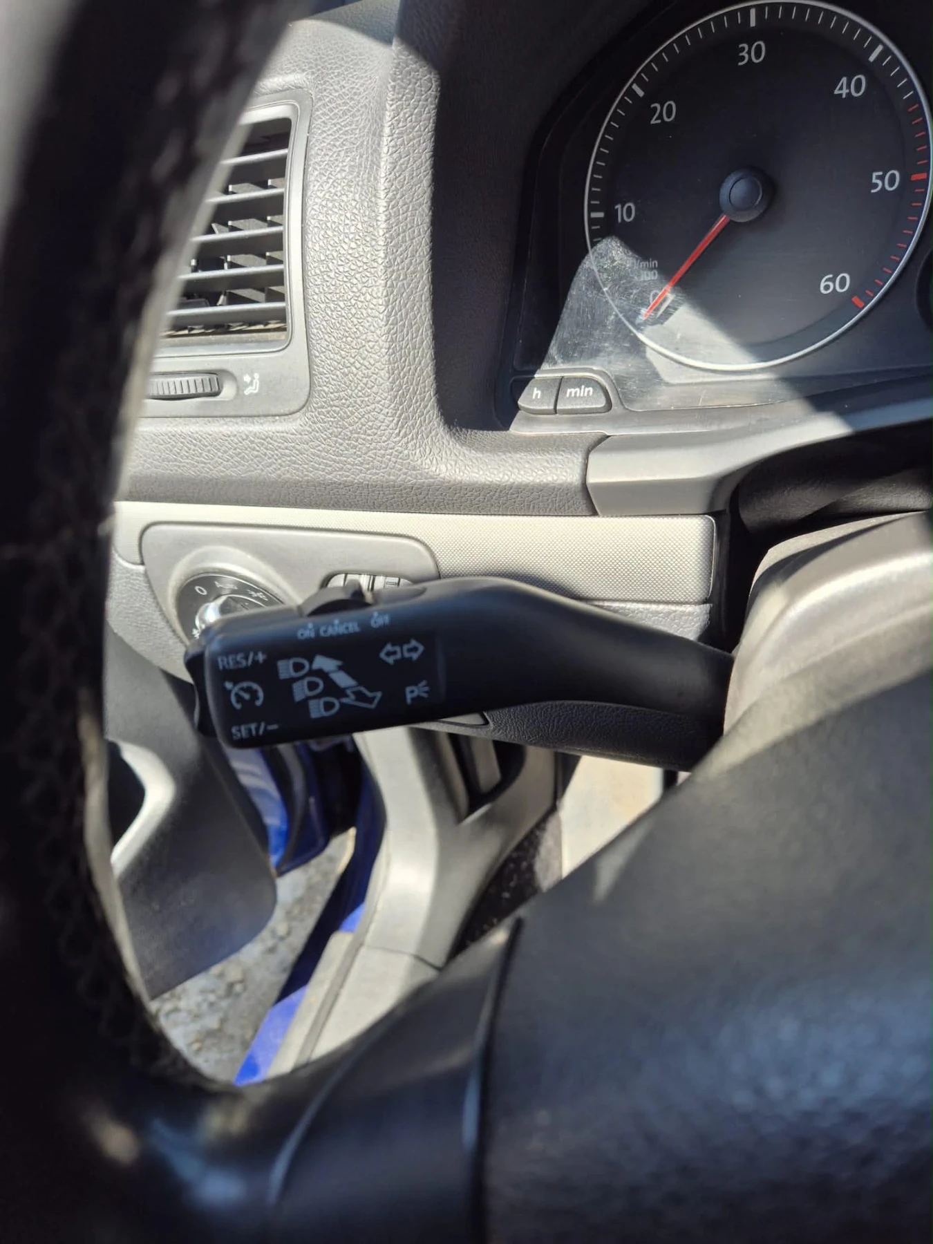 VW Golf 2.0TDI 140kc, снимка 10 - Автомобили и джипове - 55773074