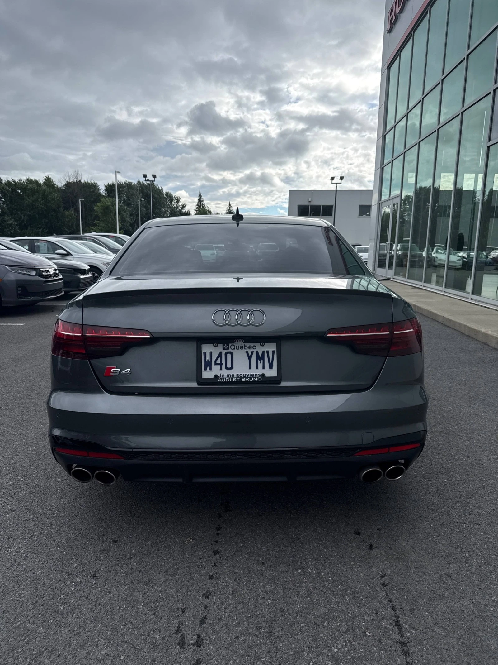 Audi S4 DISTRONIC* МАСАЖ* ПОДГРЕВ* 360* СЛ.ЛЕНТИ, снимка 4 - Автомобили и джипове - 55572136