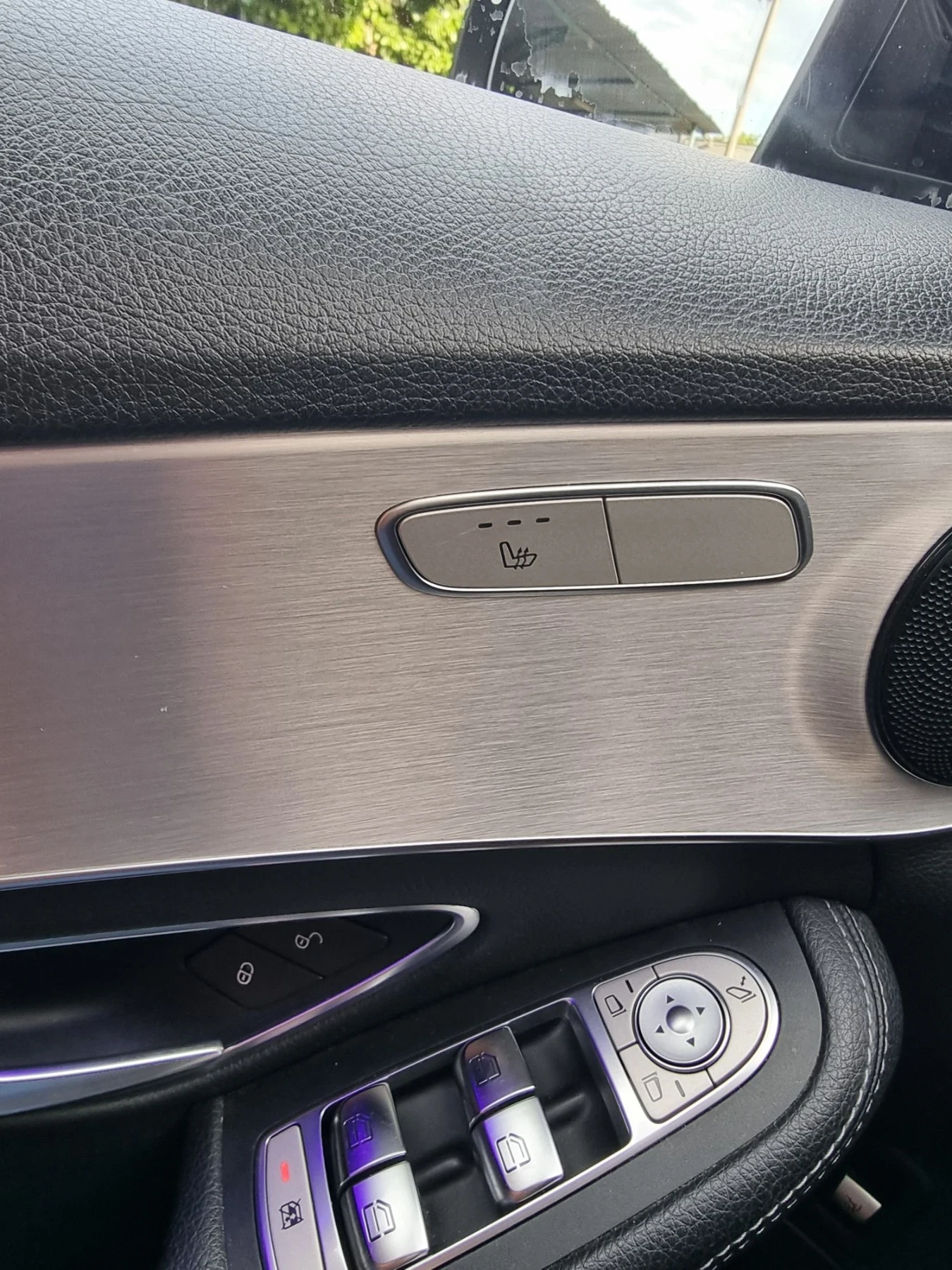 Mercedes-Benz C 220 Feislift, снимка 12 - Автомобили и джипове - 55589056