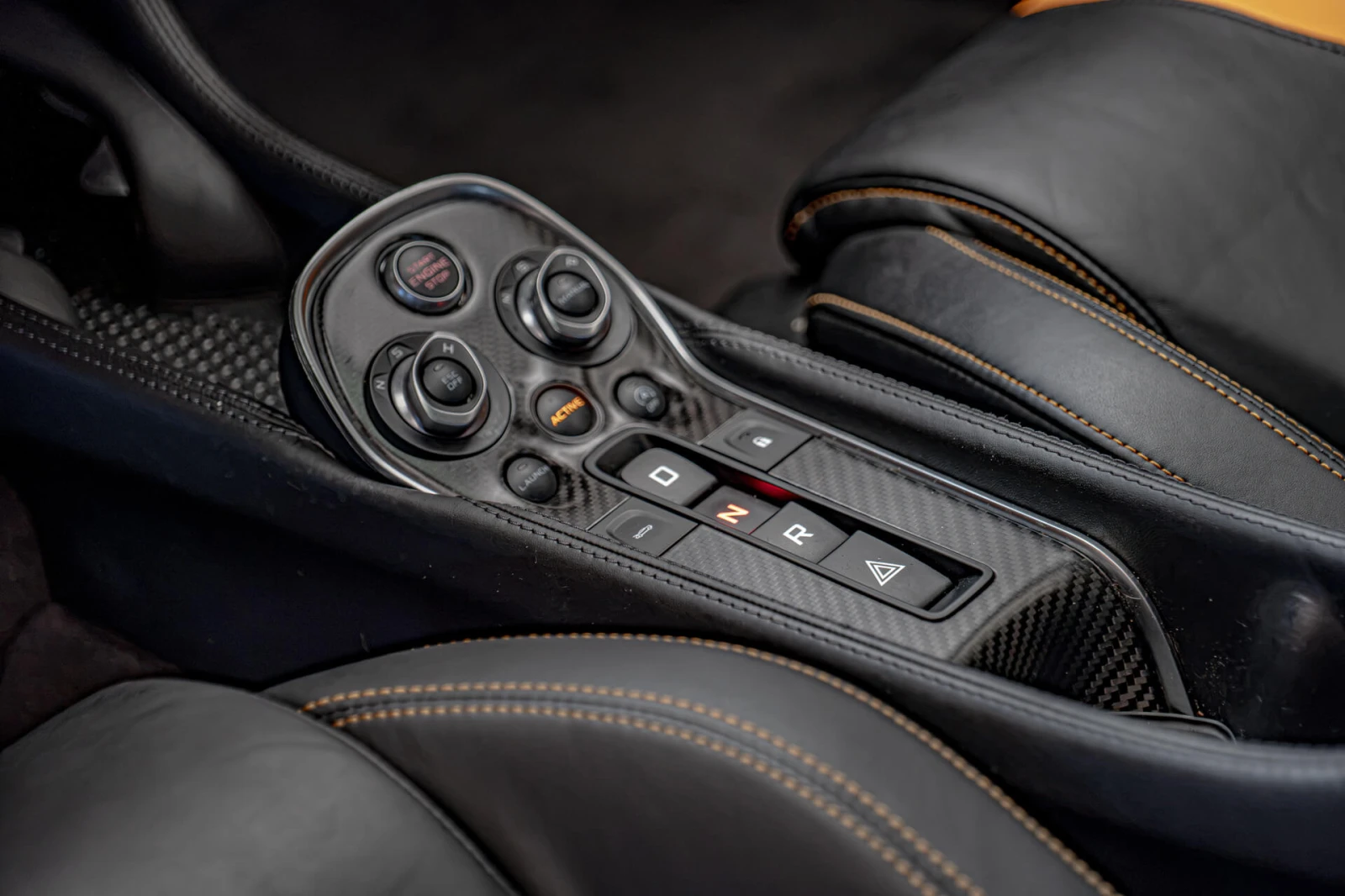 McLaren 570S Coupe 3.8 V8/Virtual/Carbon/Керамика/Bower&Wilkins/, снимка 10 - Автомобили и джипове - 55674235