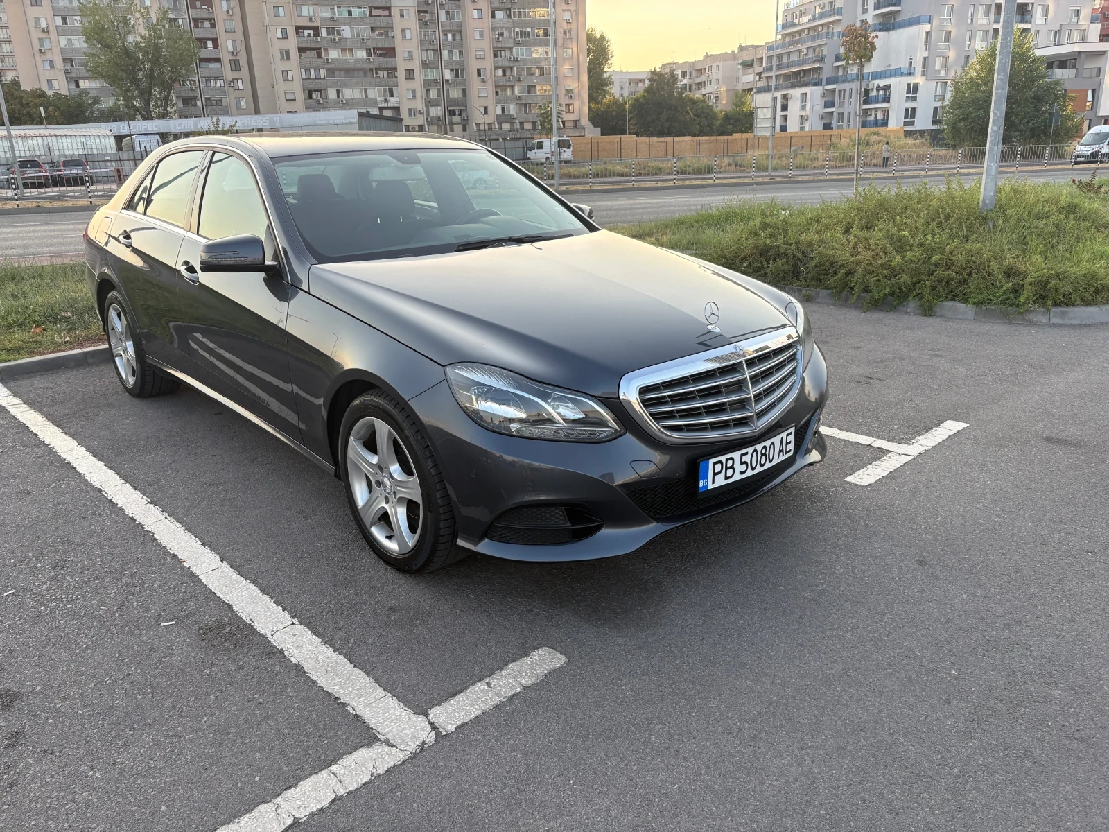 Mercedes-Benz E 220 2.2 CDI, снимка 6 - Автомобили и джипове - 55837435