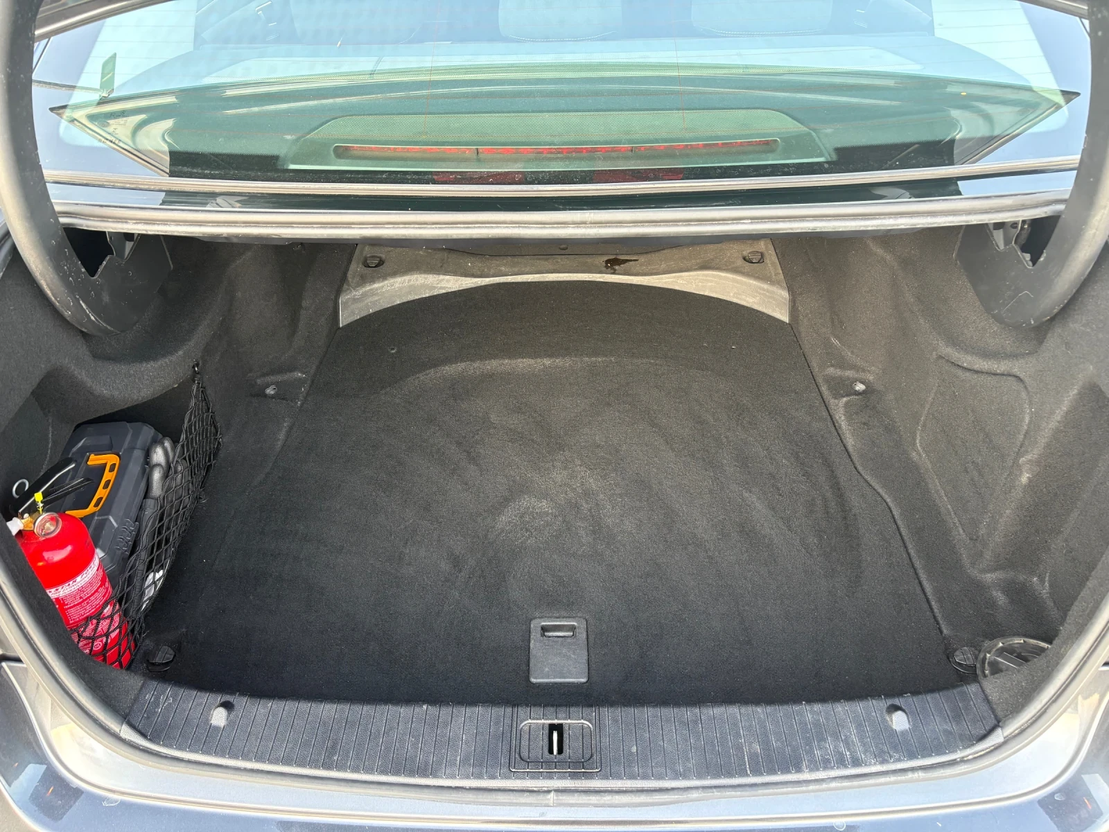 Mercedes-Benz E 220 2.2 CDI, снимка 12 - Автомобили и джипове - 55837435