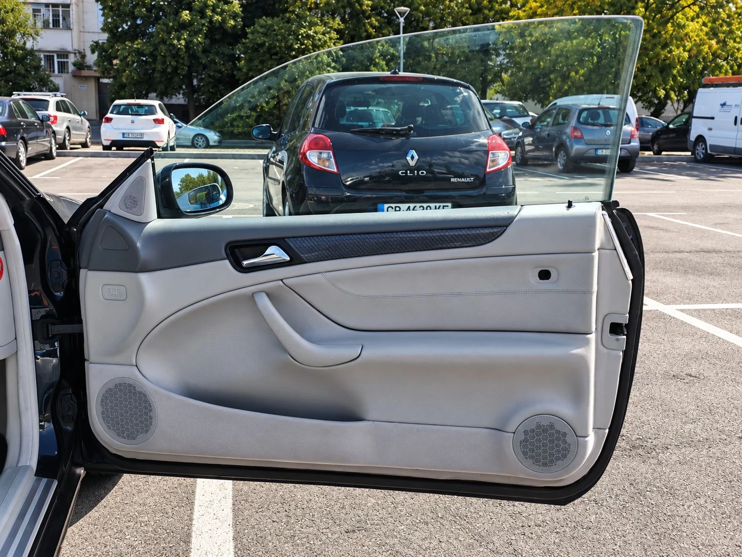 Mercedes-Benz CLK Sport, снимка 13 - Автомобили и джипове - 55960648