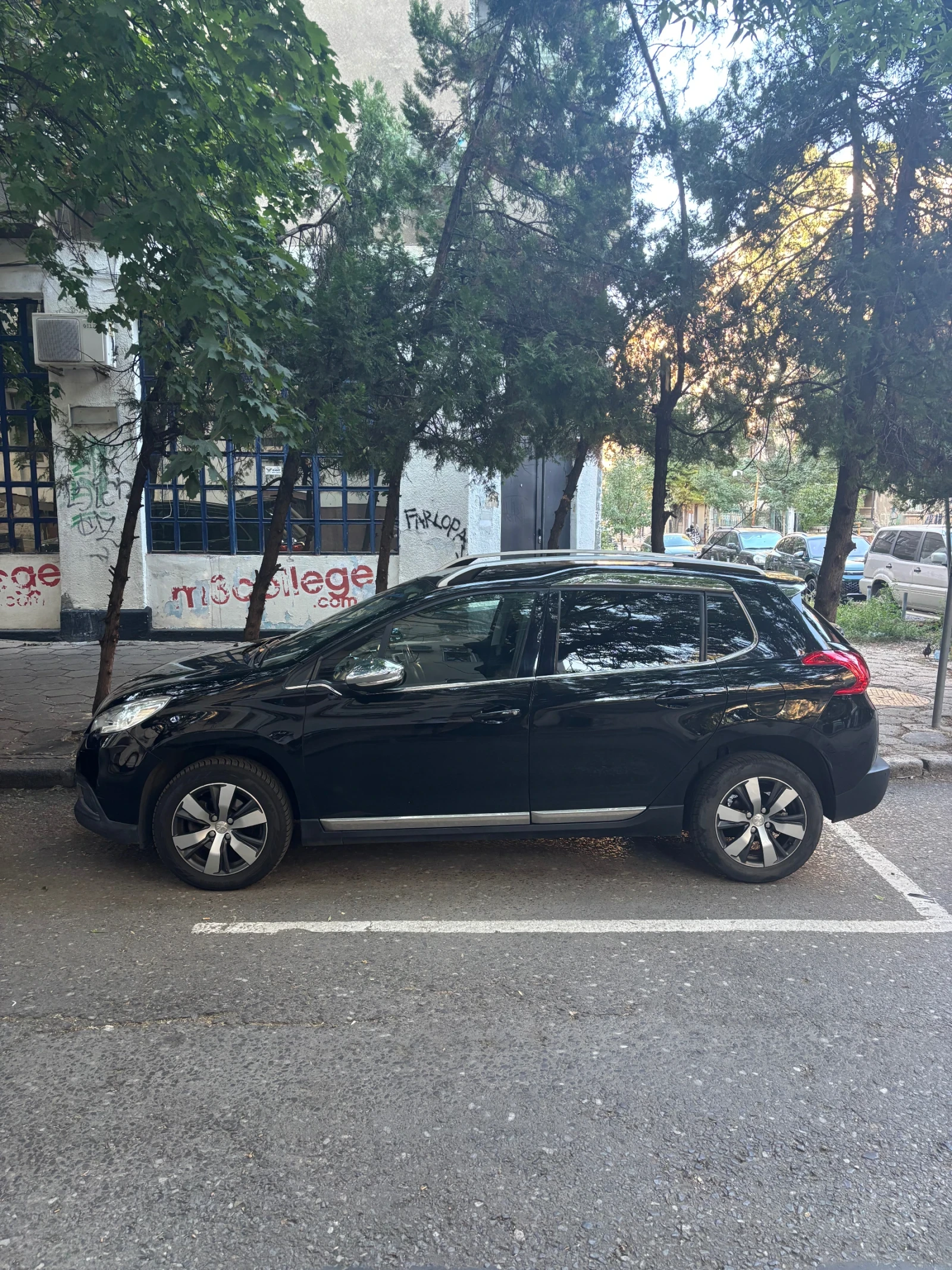 Peugeot 2008, снимка 2 - Автомобили и джипове - 55962727
