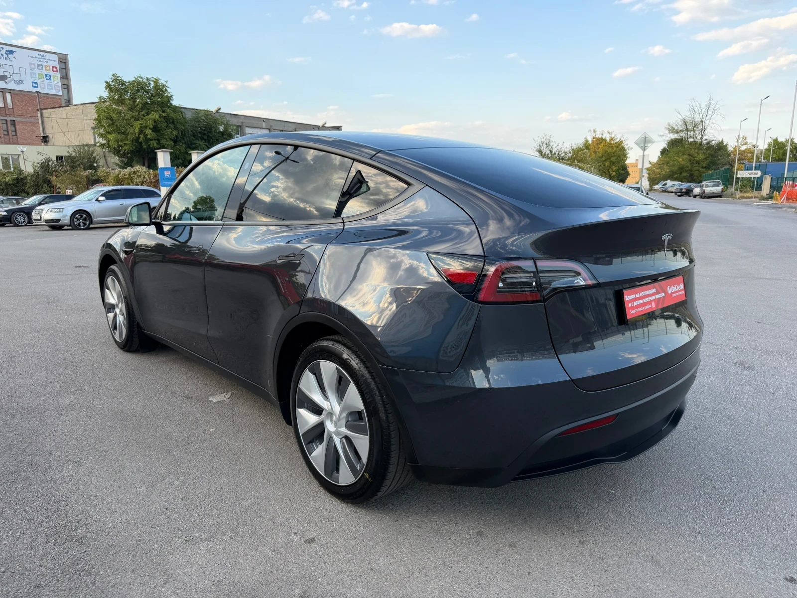 Tesla Model Y 2024 / LFP Батерия / 31280км  / Термопомпа, снимка 7 - Автомобили и джипове - 56132759