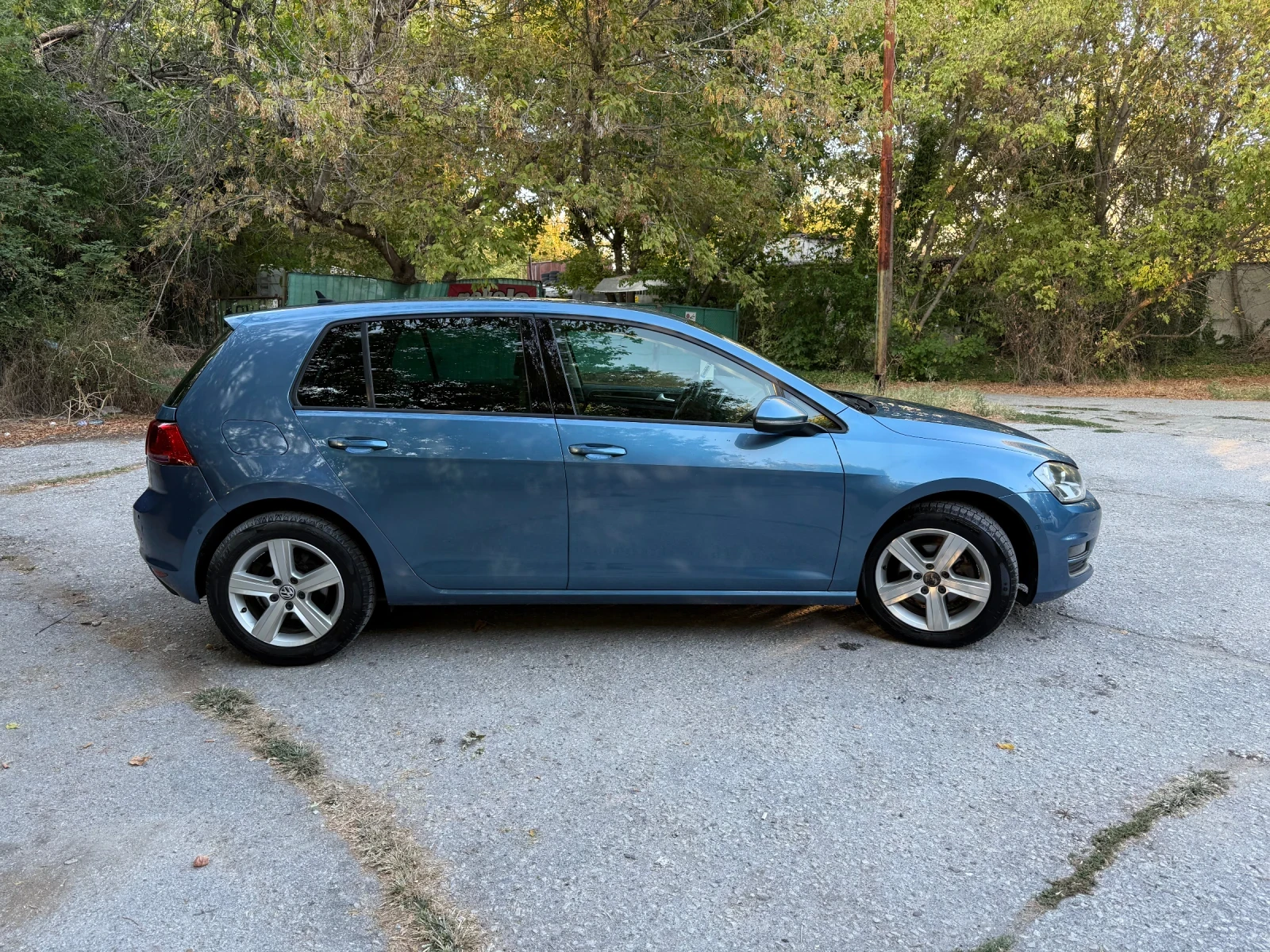 VW Golf 1.6 TDI/HIGHLINE/DISTRONIC, снимка 6 - Автомобили и джипове - 56133940