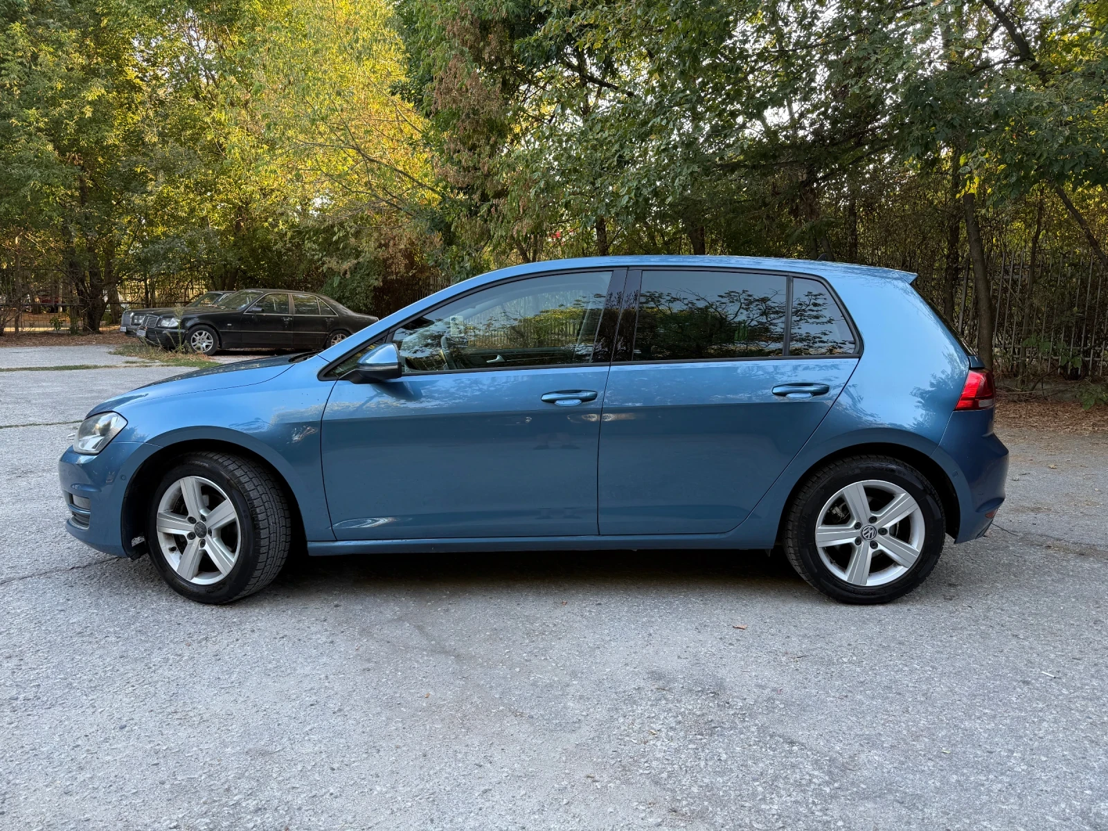 VW Golf 1.6 TDI/HIGHLINE/DISTRONIC, снимка 4 - Автомобили и джипове - 56133940