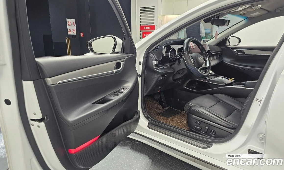 Hyundai Grandeur 3.0 LPi, снимка 10 - Автомобили и джипове - 56156103